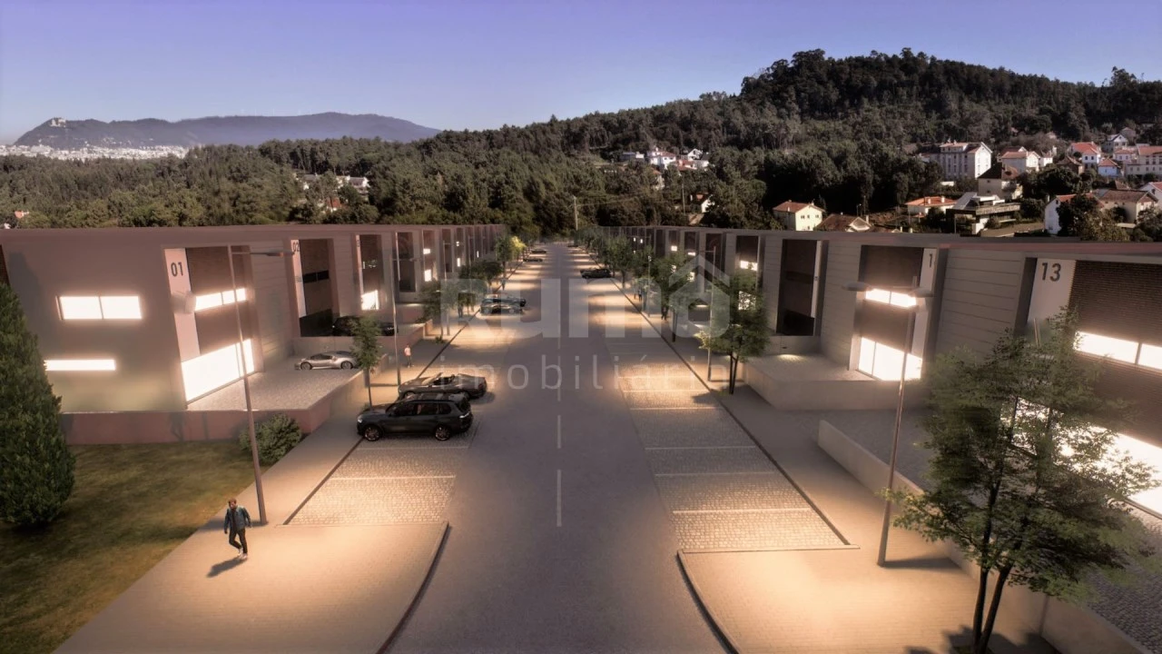 Terreno Comércio / Armazém para Venda em Vila Nova de Anha Foto 5