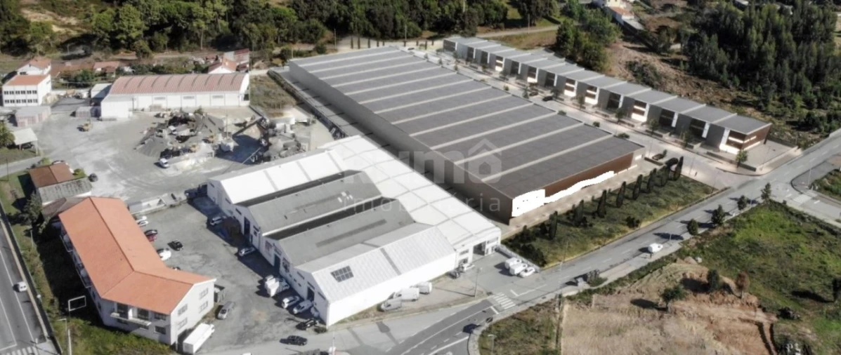 Terreno Comércio / Armazém para Venda em Vila Nova de Anha Foto 6