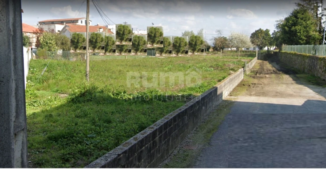 Terreno para Venda em Barroselas e Carvoeiro Foto 1
