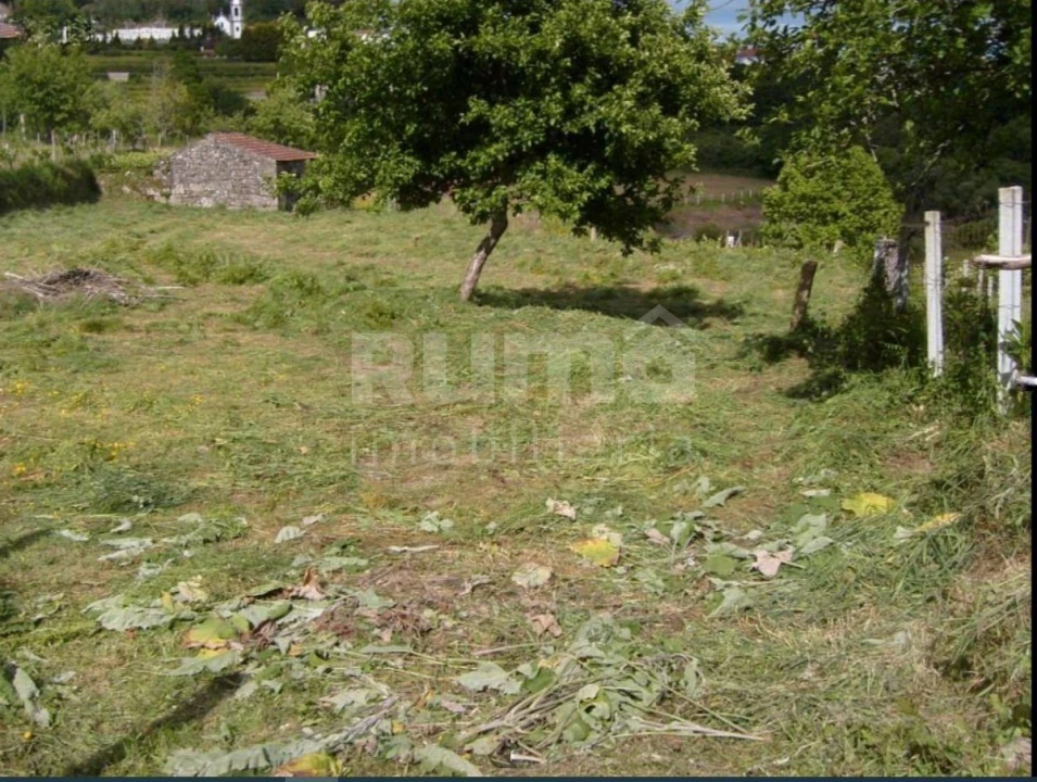 Terreno para Venda em Mentrestido Foto 2