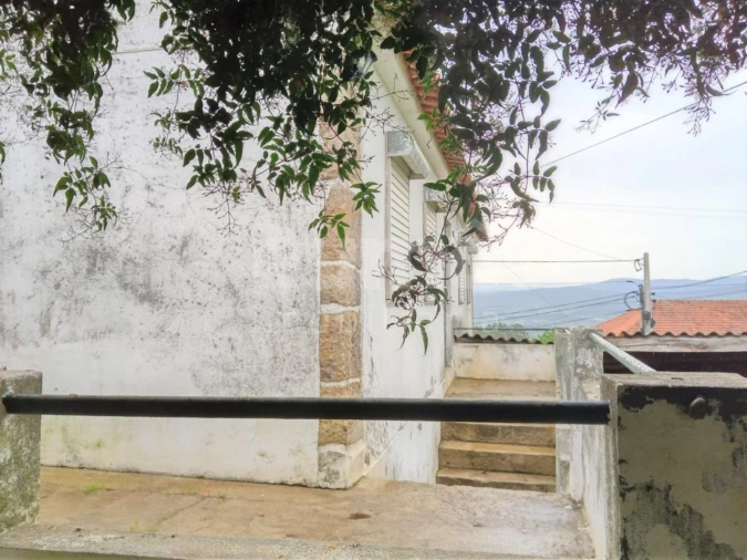 Moradia T2 para Venda em Ganfei Foto 2
