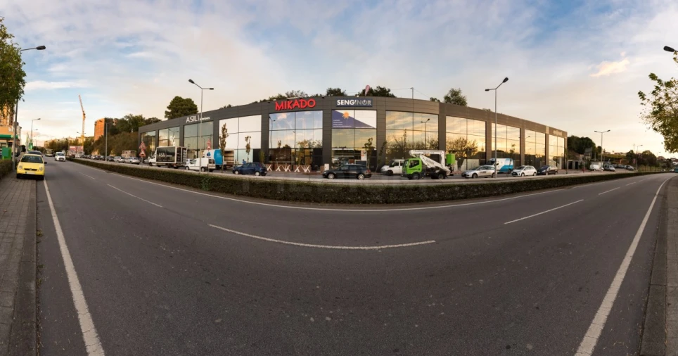 Loja para Venda em Antas e Abade de Vermoim Foto 4