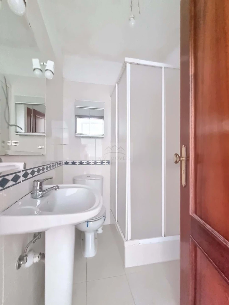 Apartamento T4 para Venda em Glória e Vera Cruz Foto 28