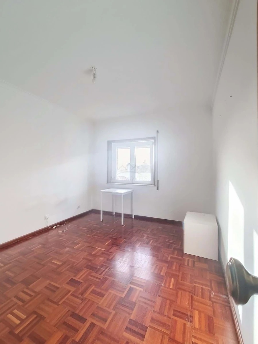 Apartamento T4 para Venda em Glória e Vera Cruz Foto 10