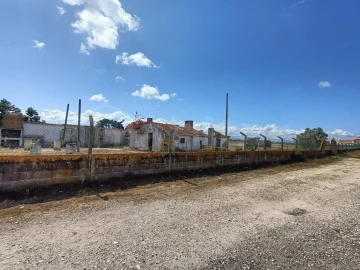 Terreno para Venda em Benavente