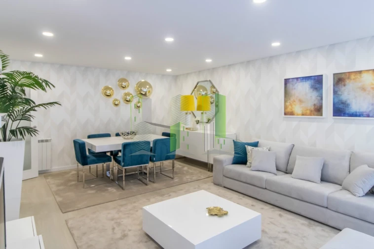 Apartamento T3 para Venda em Tavarede Foto 3