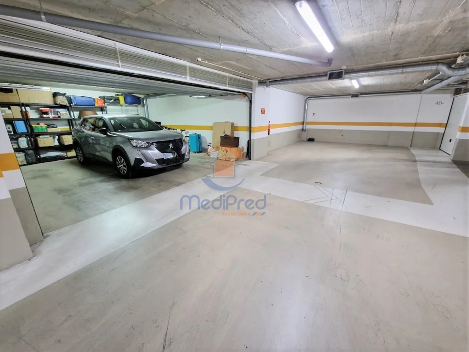 Apartamento T4 para Venda em Loures Foto 42