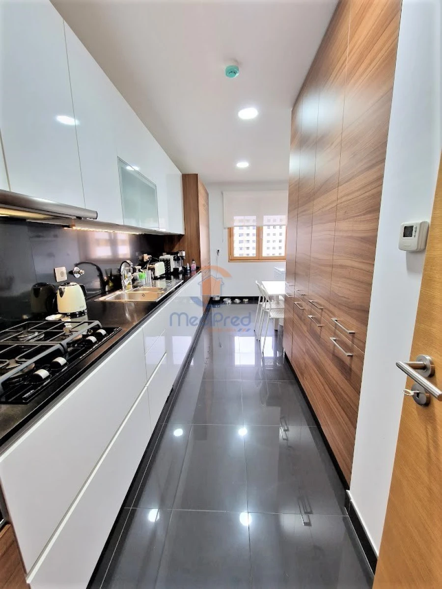 Apartamento T4 para Venda em Loures Foto 10