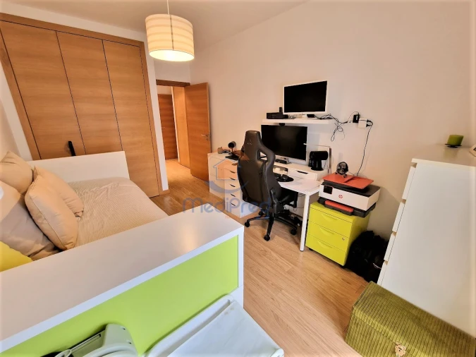 Apartamento T4 para Venda em Loures Foto 25