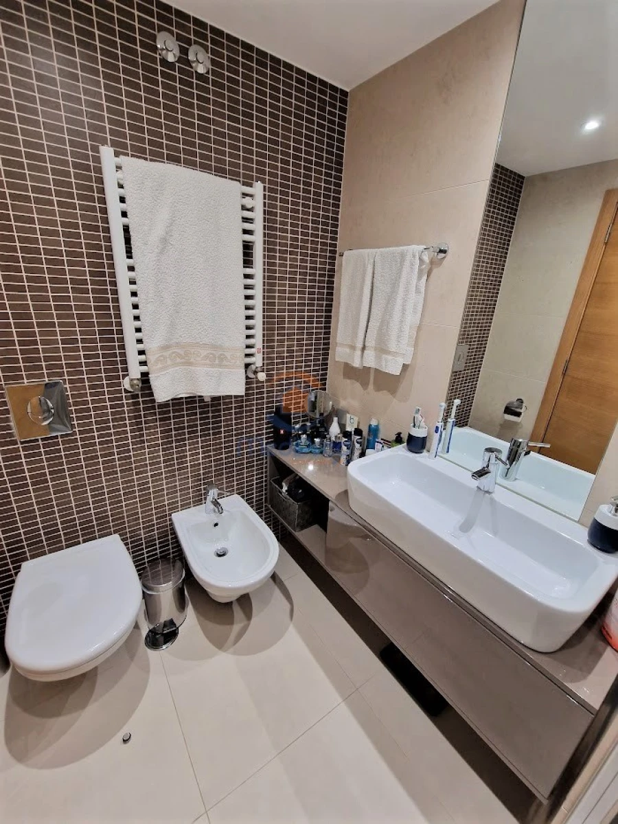 Apartamento T4 para Venda em Loures Foto 28