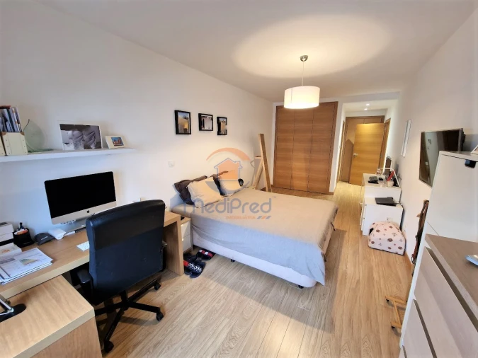 Apartamento T4 para Venda em Loures Foto 38