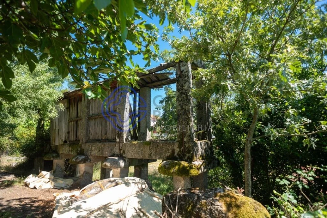 Moradia T1 para Venda em Bustelo, Carneiro e Carvalho de Rei Foto 10