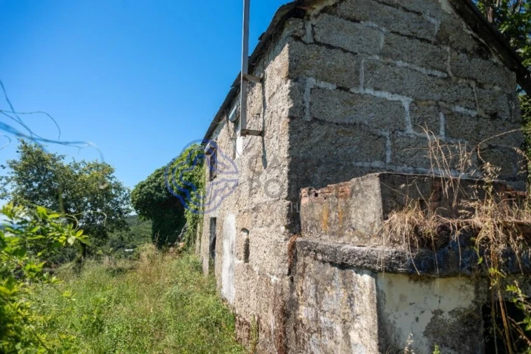 Moradia T1 para Venda em Bustelo, Carneiro e Carvalho de Rei Foto 5