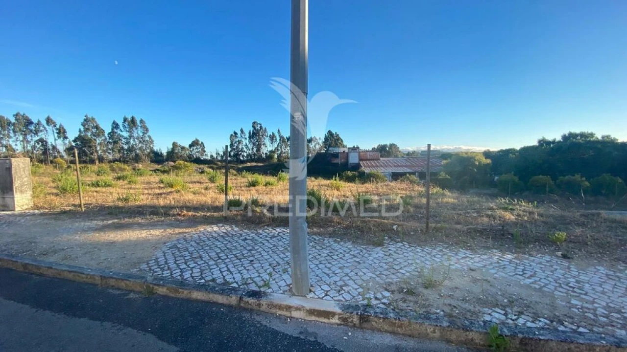 Terreno para Venda em Rio Maior Foto 1