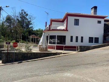 Moradia T3 para Venda em Estreito da Calheta