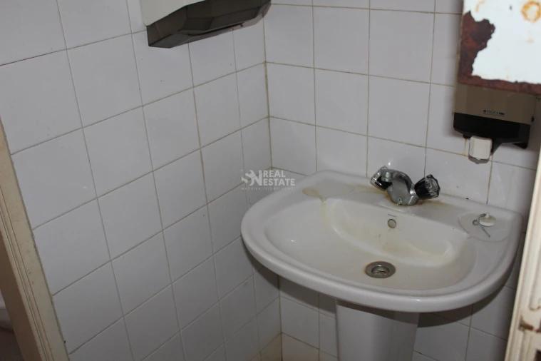 Moradia T3 para Venda em Estreito da Calheta Foto 35