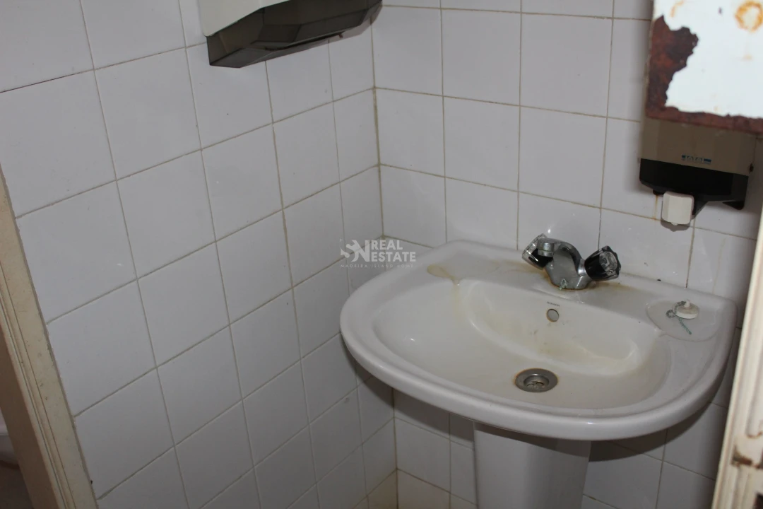 Moradia T3 para Venda em Estreito da Calheta Foto 35