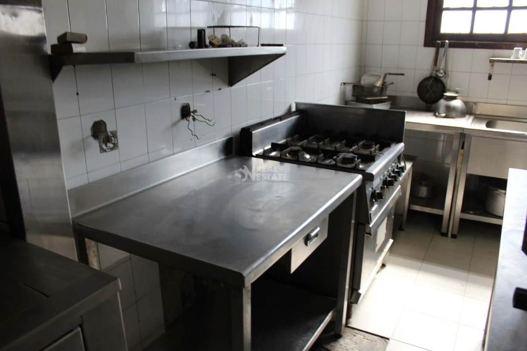 Moradia T3 para Venda em Estreito da Calheta Foto 18