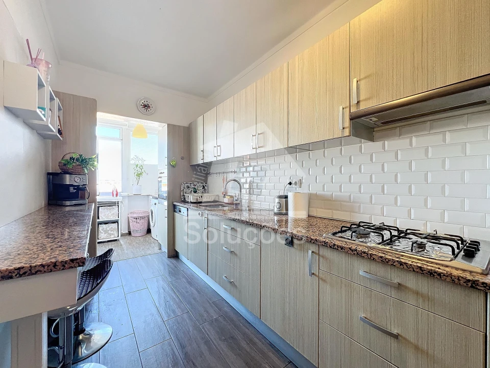 Apartamento T3 para Venda em Portimão Foto 1