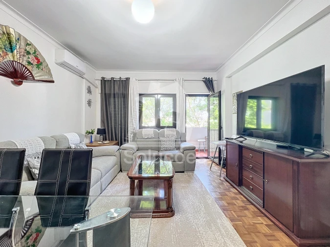 Apartamento T3 para Venda em Portimão Foto 3