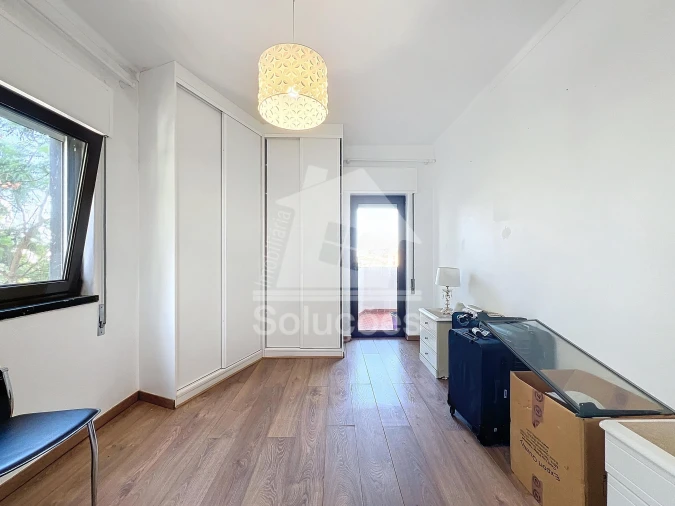 Apartamento T3 para Venda em Portimão Foto 10