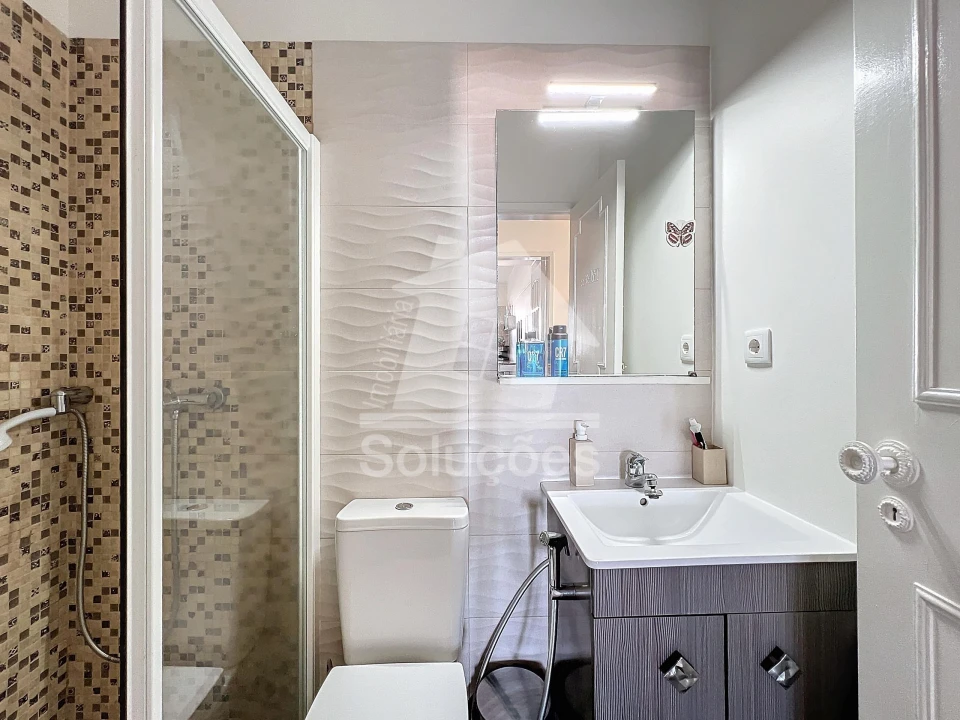 Apartamento T3 para Venda em Portimão Foto 18