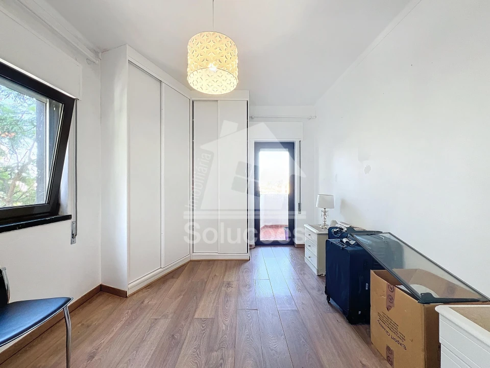 Apartamento T3 para Venda em Portimão Foto 10