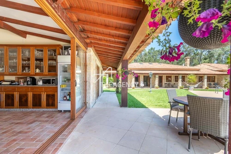 Moradia T5 para Venda em Palme Foto 22