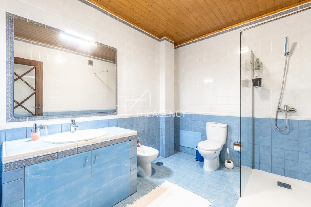 Moradia T5 para Venda em Palme Foto 39