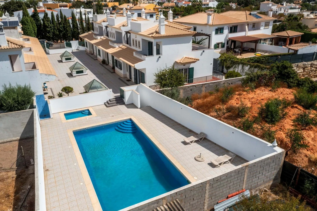 Moradia T3 para Venda em Almancil Foto 44