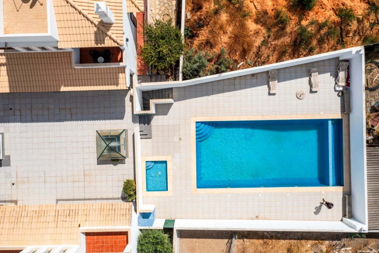 Moradia T3 para Venda em Almancil Foto 45