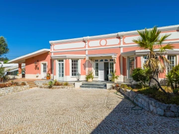 Moradia T5 para Venda em Silves