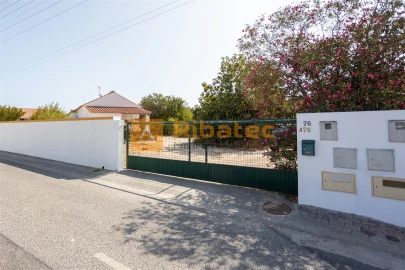 Moradia T2 para Venda em Coruche, Fajarda e Erra