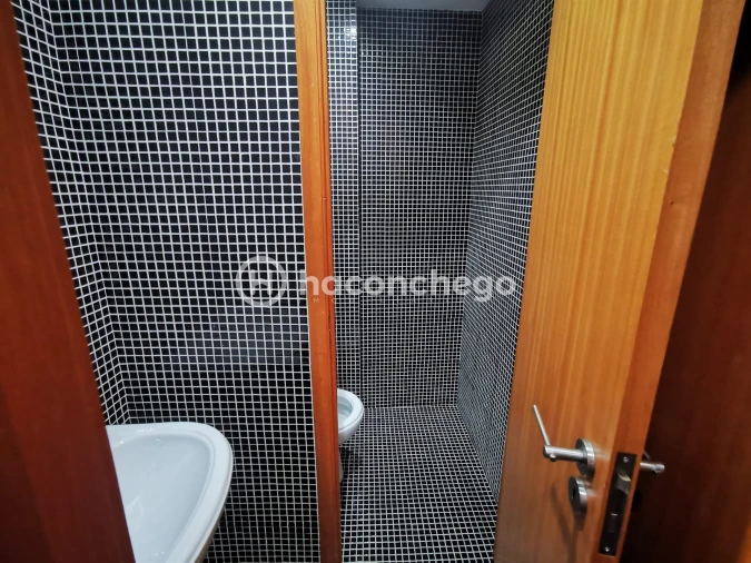 Loja para Arrendamento em Barcelos, V.Boa, V.Frescainha Foto 14
