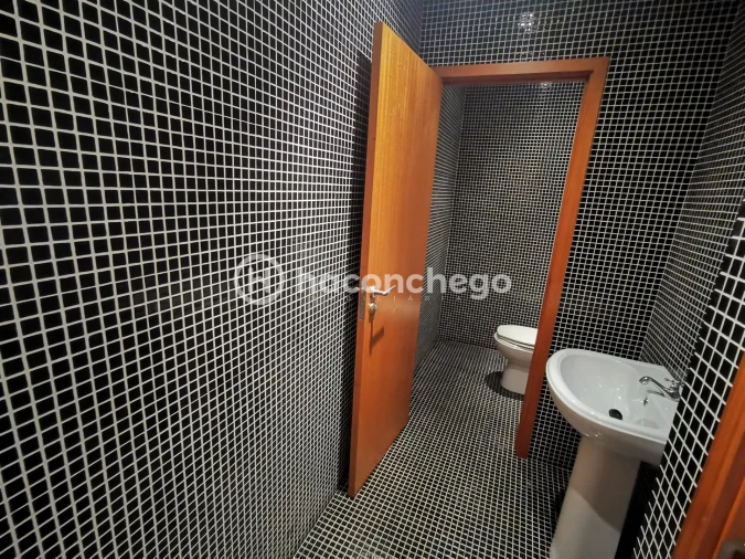 Loja para Arrendamento em Barcelos, V.Boa, V.Frescainha Foto 10