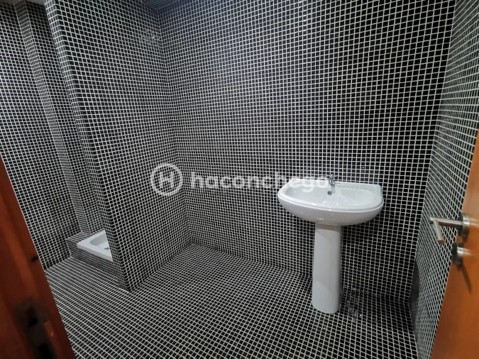 Loja para Arrendamento em Barcelos, V.Boa, V.Frescainha Foto 15