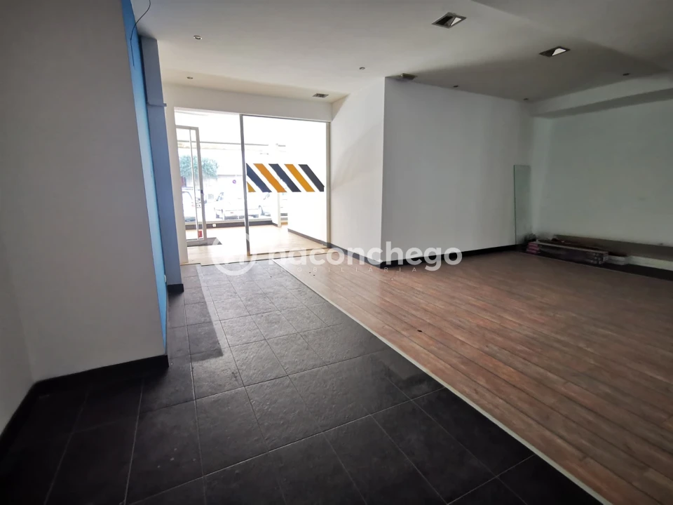 Loja para Arrendamento em Barcelos, V.Boa, V.Frescainha Foto 7
