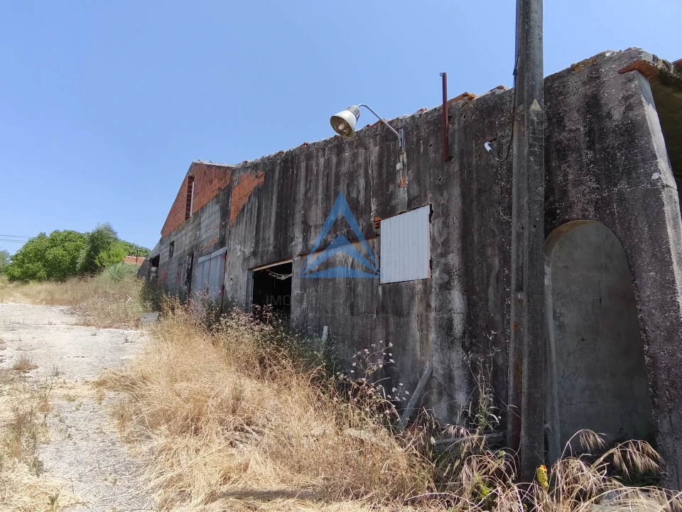 Quinta T0 para Venda em Vinha da Rainha Foto 20