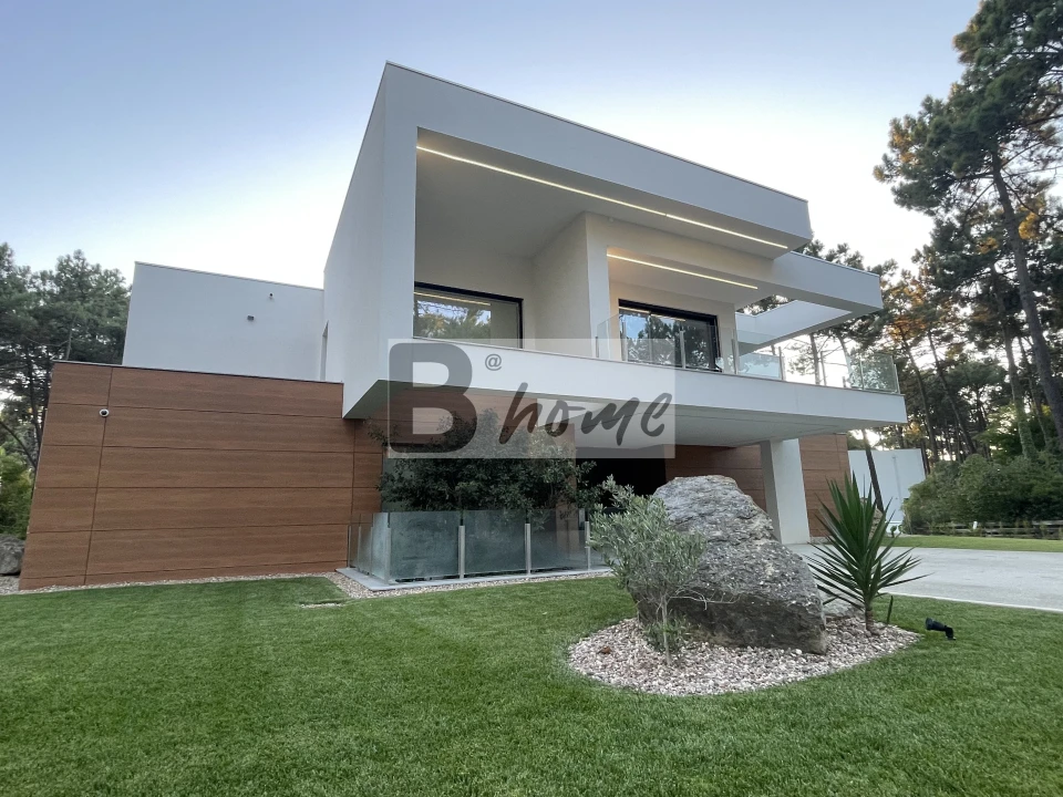 Moradia T5 para Venda em Charneca de Caparica e Sobreda Foto 7