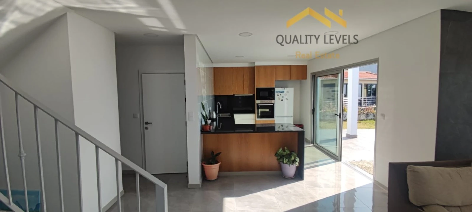 Moradia T3 para Venda em Prazeres Foto 13