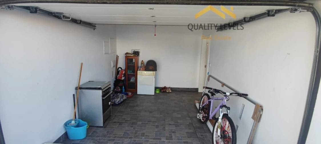 Moradia T3 para Venda em Prazeres Foto 17