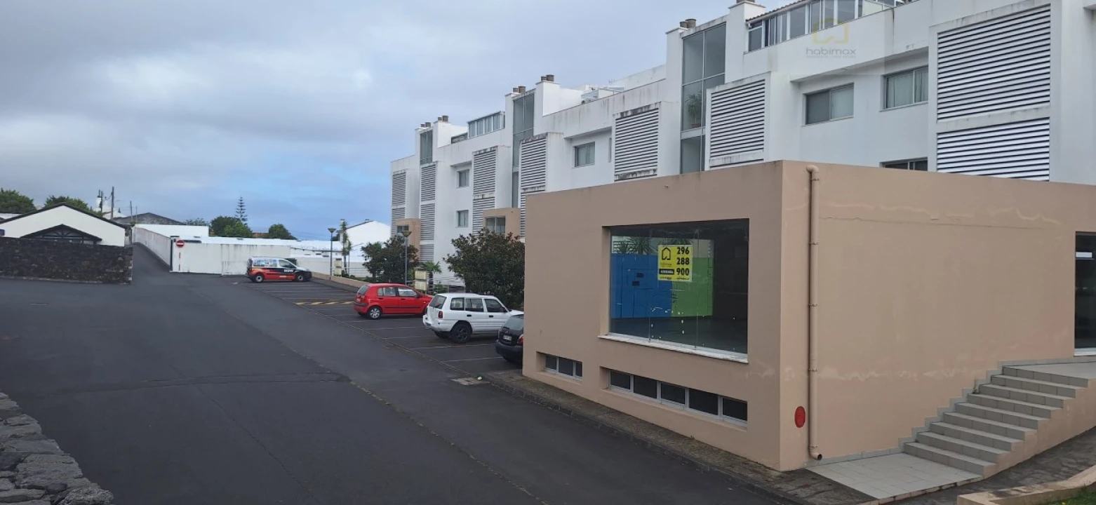 Loja para Venda em Vila Franca do Campo (São Pedro) Foto 13