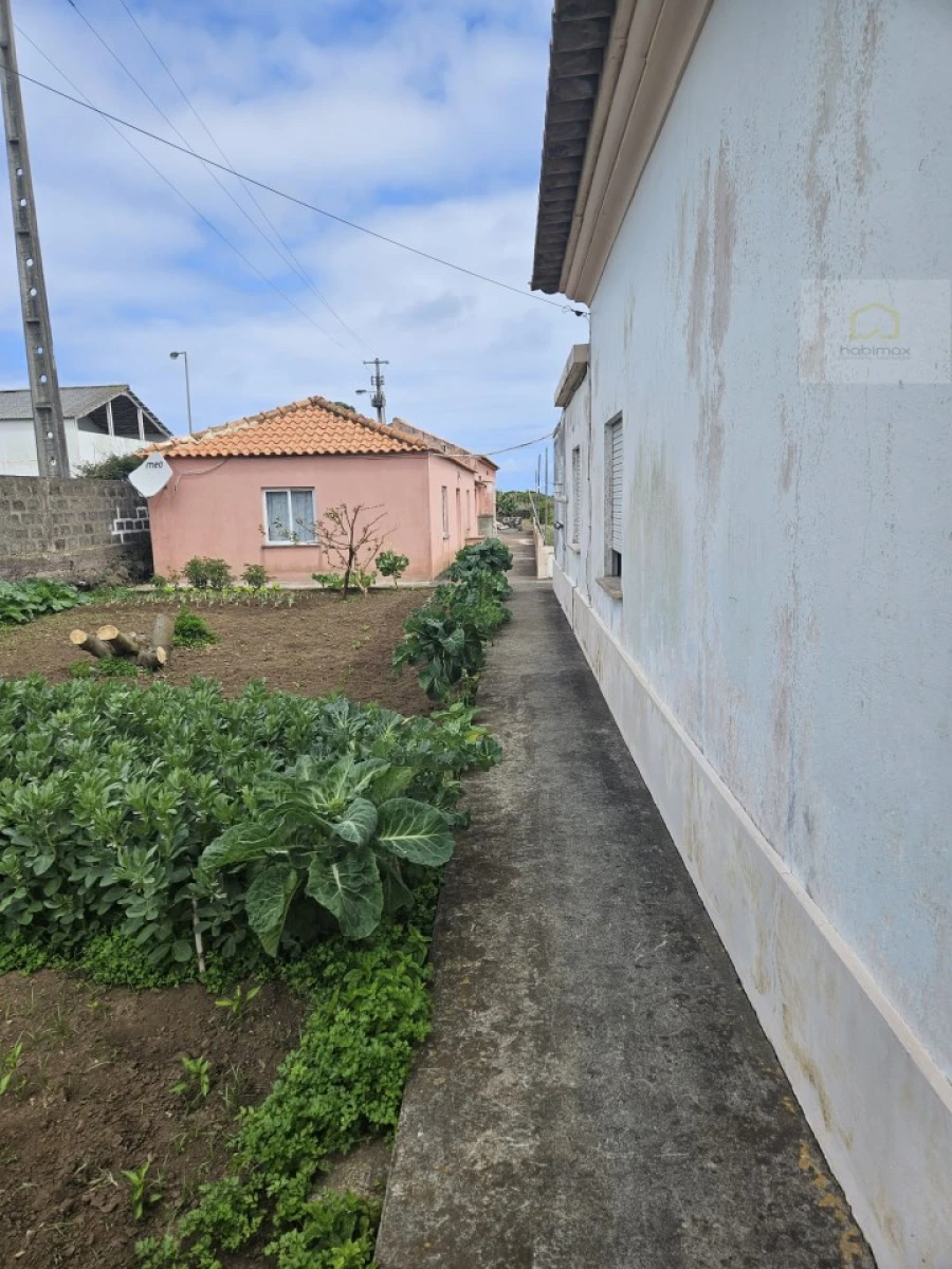 Moradia T8 para Venda em Santa Cruz da Graciosa Foto 18