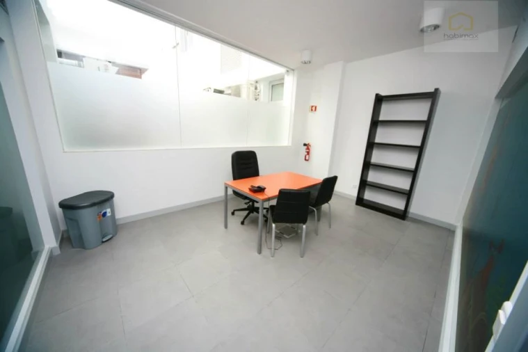 Escritório para Venda em Ponta Delgada (São Sebastião) Foto 8