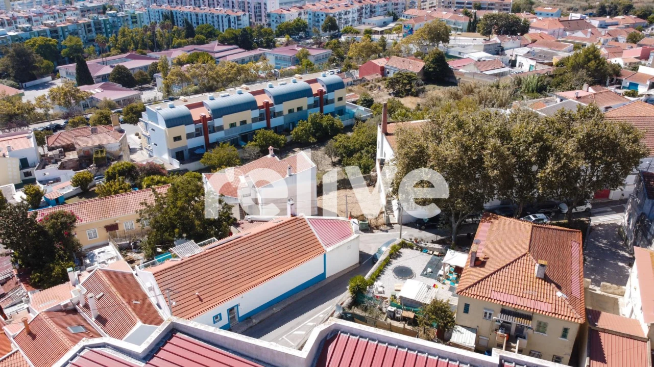 Terreno para Venda em Almada, Cova da Piedade, Pragal e Cacilhas Foto 23