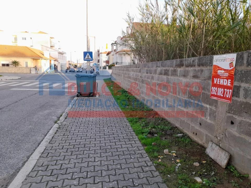 Terreno para Venda em Peniche Foto 11
