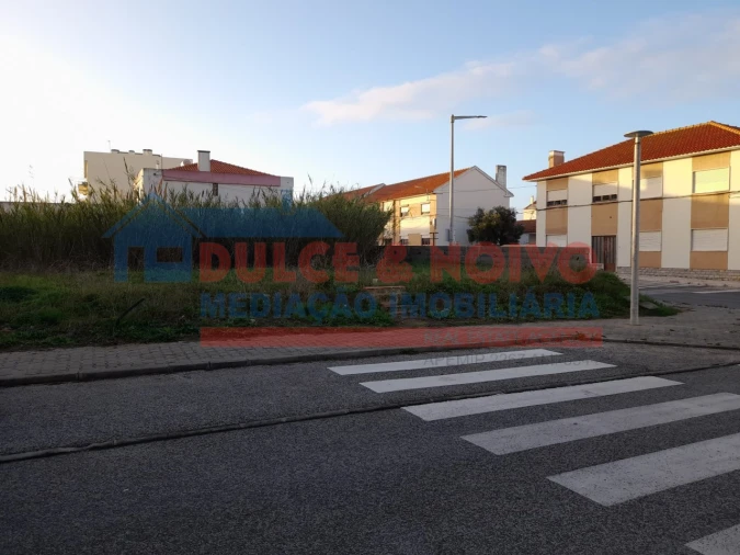 Terreno para Venda em Peniche Foto 9