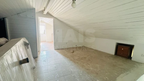 Prédio para Venda em Ajuda