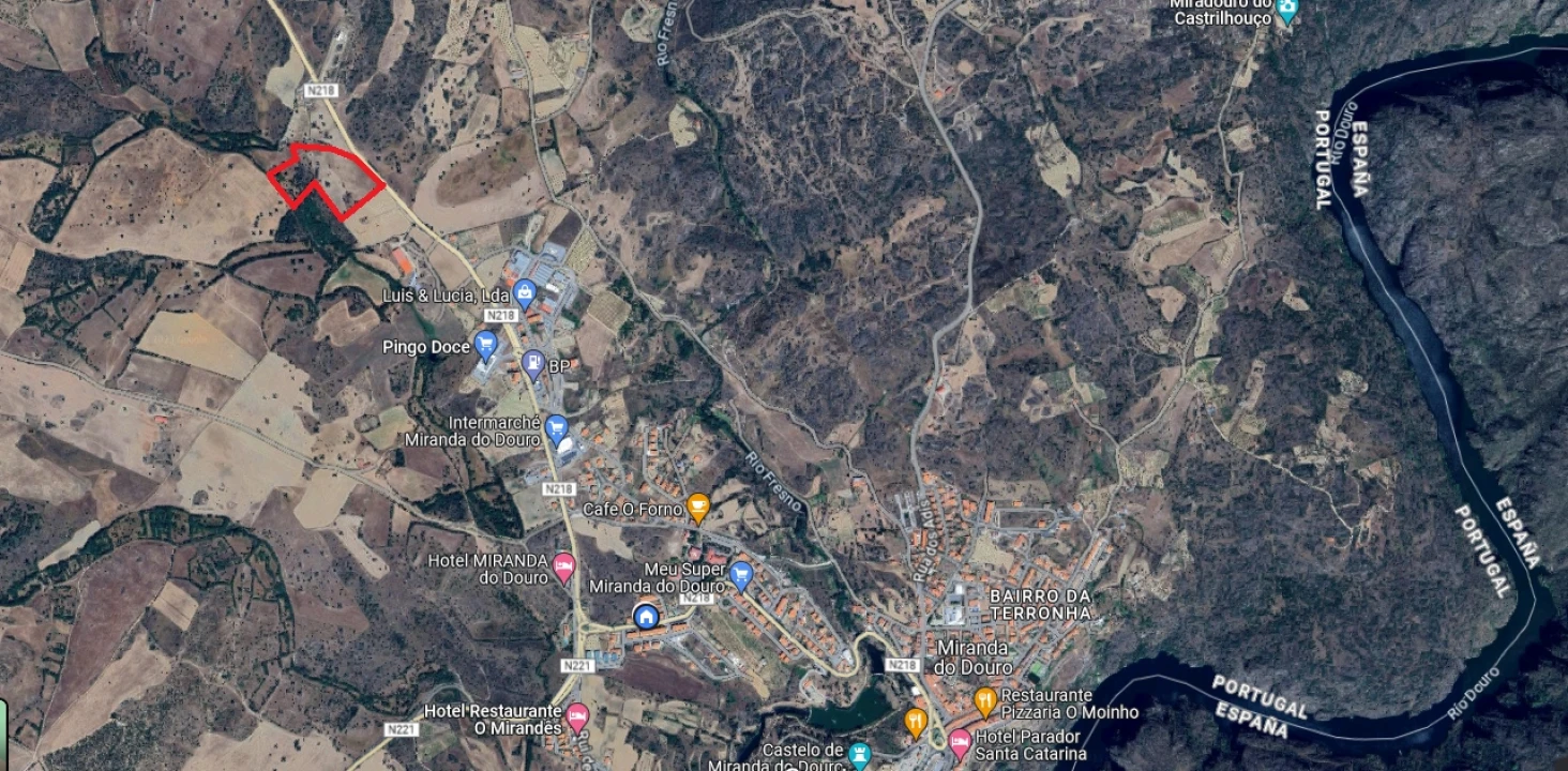 Terreno para Venda em Miranda do Douro Foto 7
