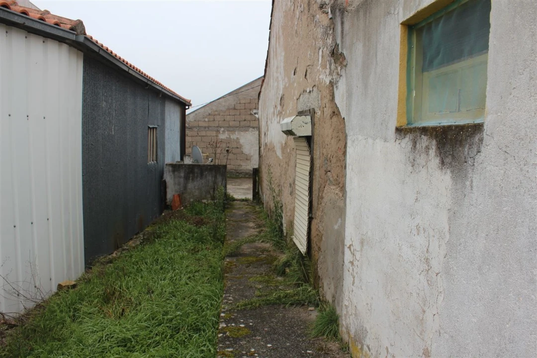 Moradia T3 para Venda em Miranda do Douro Foto 13